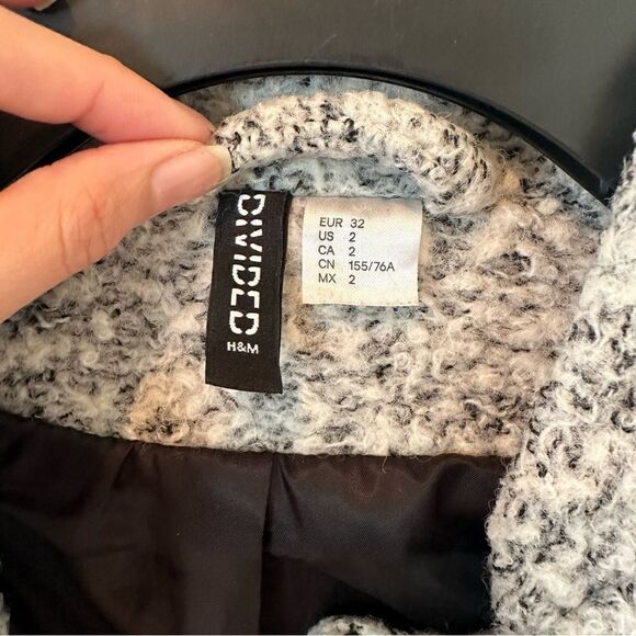 H&M 2 Melange Mid length Teddy Coat in Boucle Yarn Grey - Picture 7 of 10